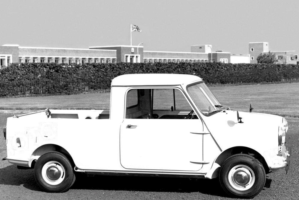 1961 Morris Mini Pick-Up Press Launch Photo